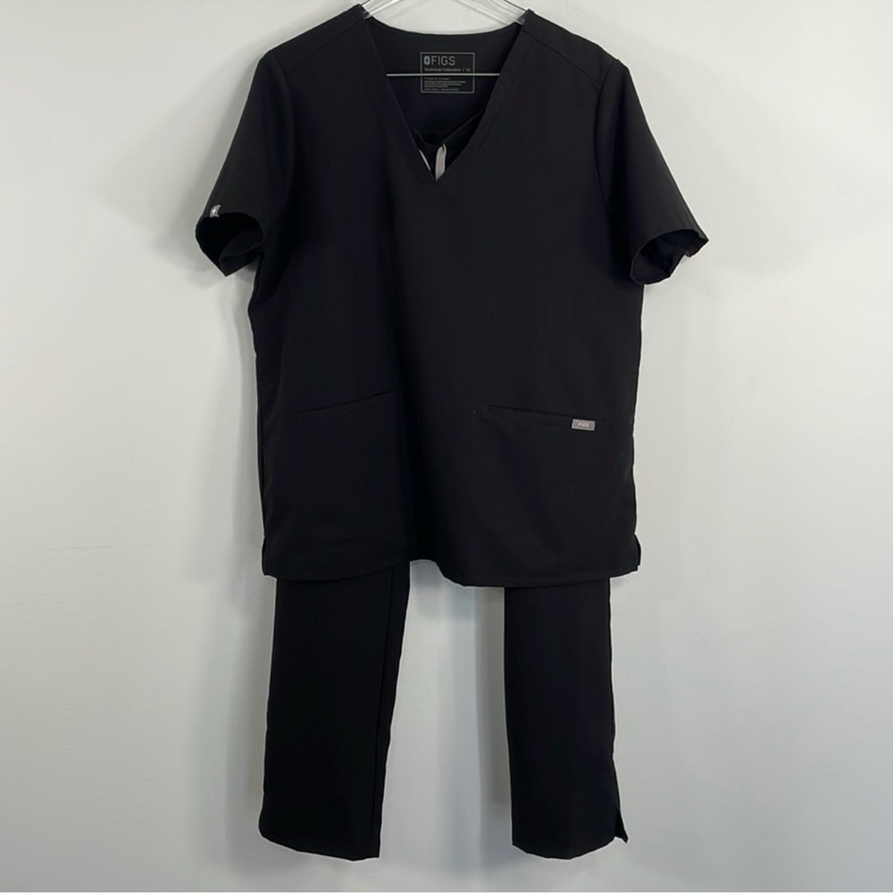 Figs Black Scrub Set Casma Top Sz XL/Yola Skinny Scrub Pants Sz L